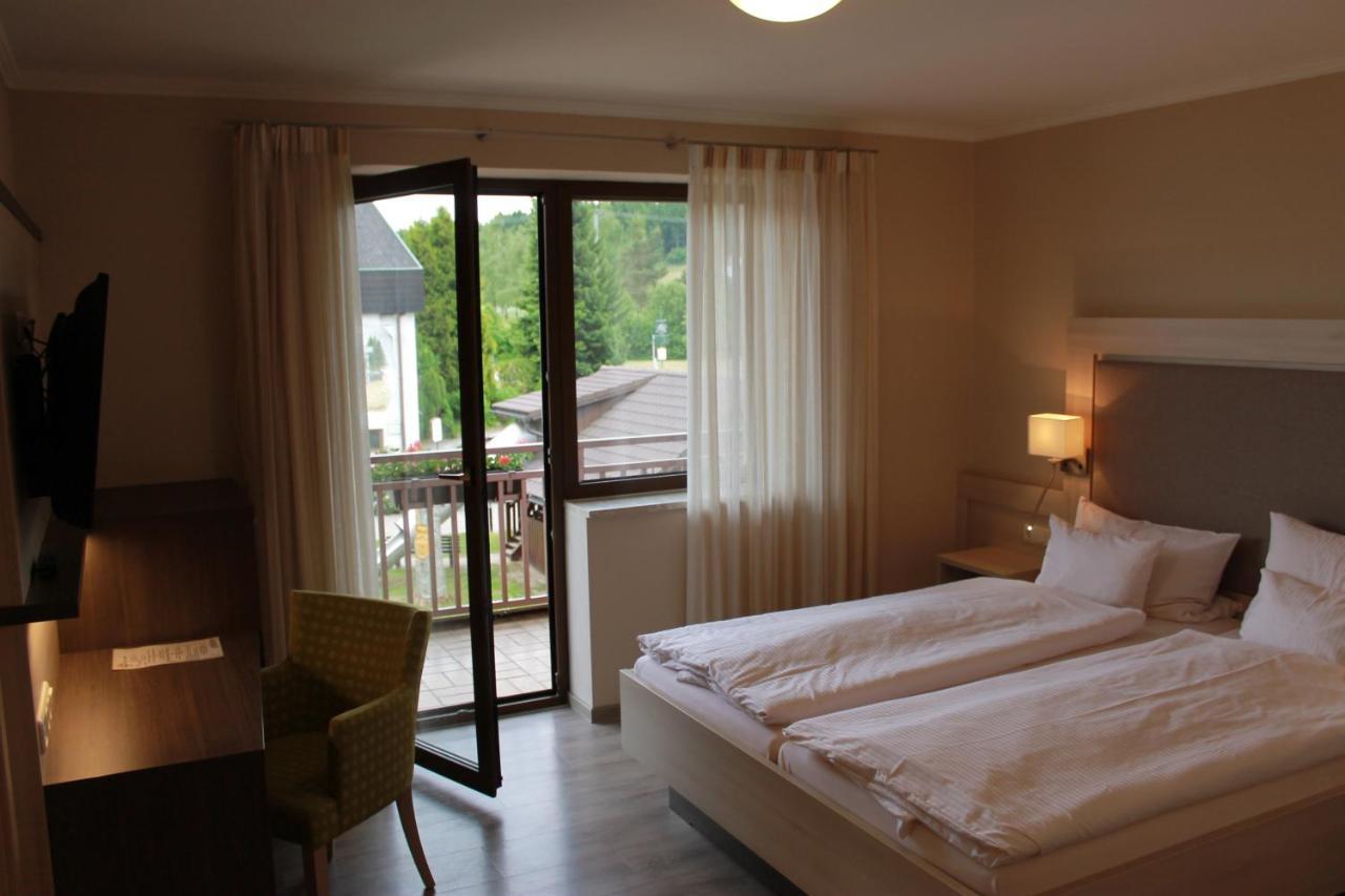 Landhotel Kastanienhof Georgenberg Exterior foto